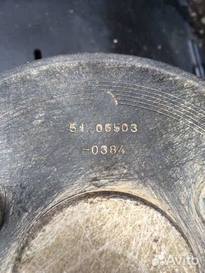 Насос водяной помпа 51065063069 MAN D2066 Ман