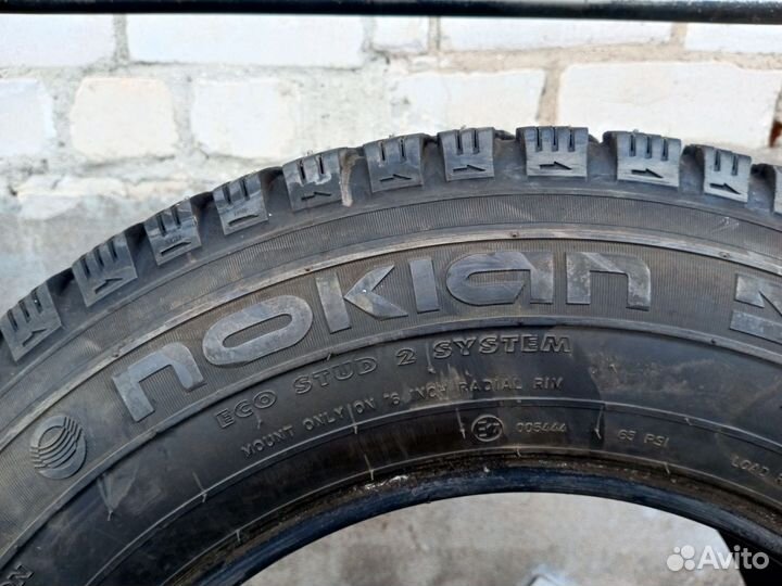 Nokian Tyres Hakkapeliitta 2 205/100 R16C