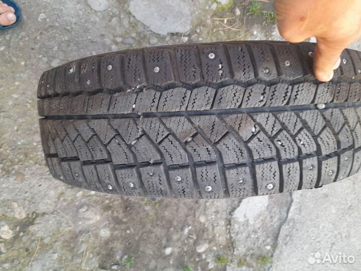 Viatti Brina Nordico V-522 205/65 R15