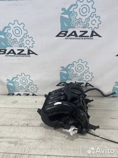 Впускной коллектор Volkswagen Polo 5