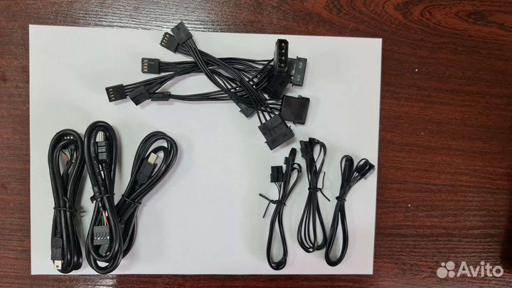 Кабели от модульного блока питания Corsair RM1000x