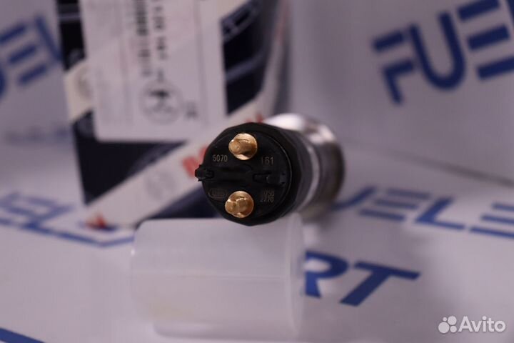 Форсунка топливная 0445120161