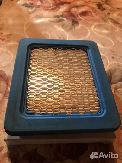 Воздушный фильтр на briggs&stratton