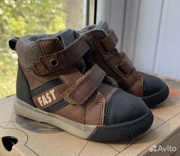Ботинки демисезонные для мальчика 23 размер