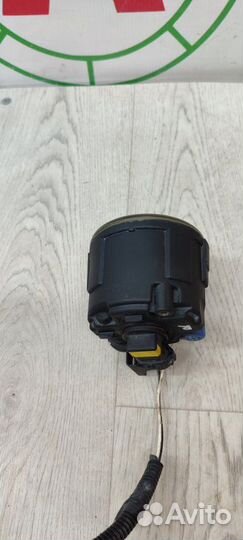 Фара противотуманная передняя правая Nissan Note