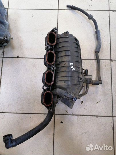 Коллектор впускной Peugeot 308