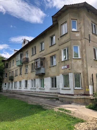 2-к. квартира, 50 м², 3/3 эт.