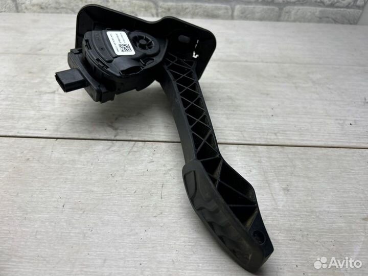 Педаль газа Ford Transit Custom