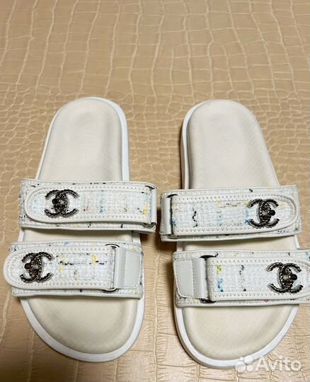 Шлёпанцы женские Chanel