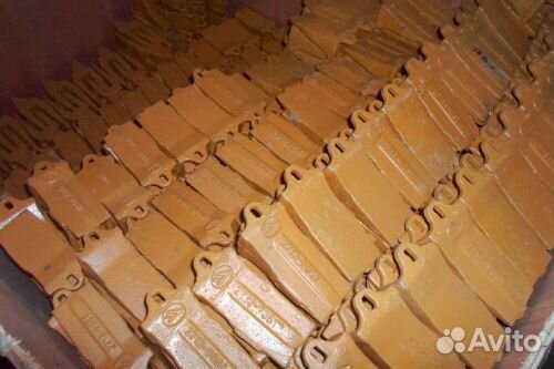 Коронка ковша liebherr A914C