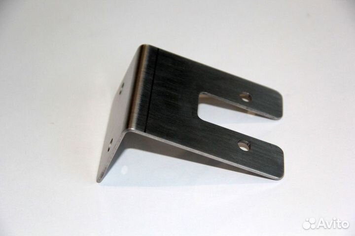 Кронштейн Держатель выключателя массы