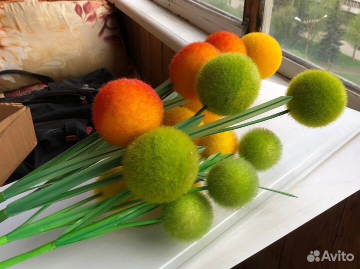 Декоративный букет (шары) 5 веток