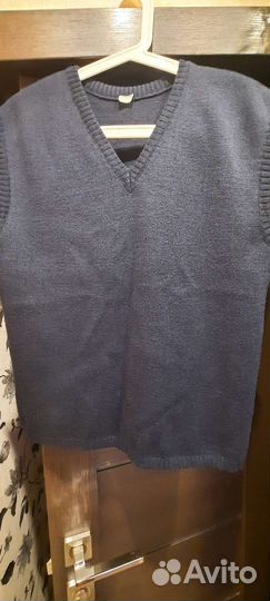 Безрукавки вязаные мужские