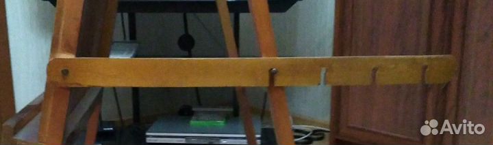 Мольберт художественный