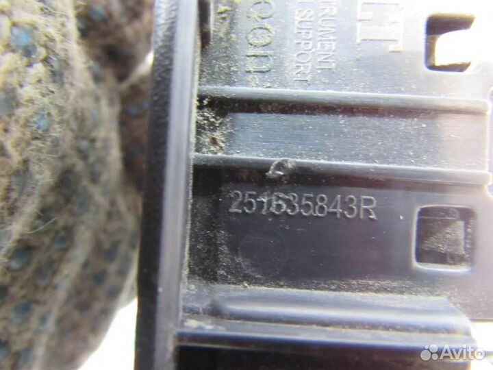 Кнопка корректора фар для Renault Fluence 2010