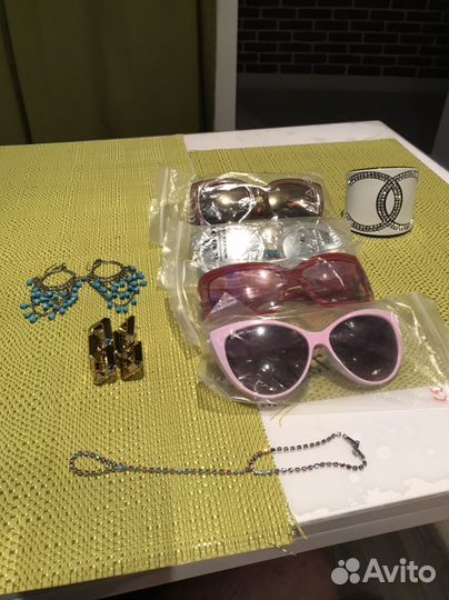 Аксессуары женские