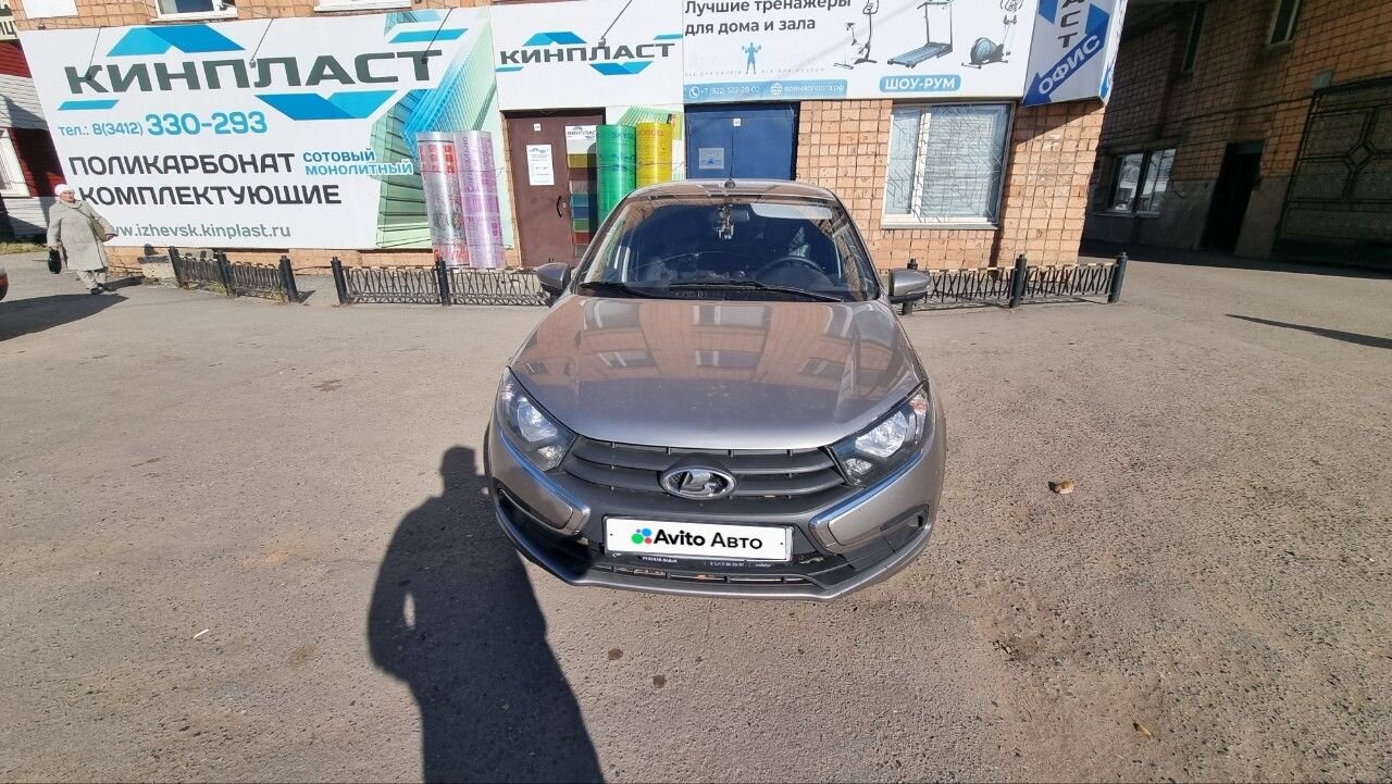 ВАЗ (LADA) Granta: фото владельца