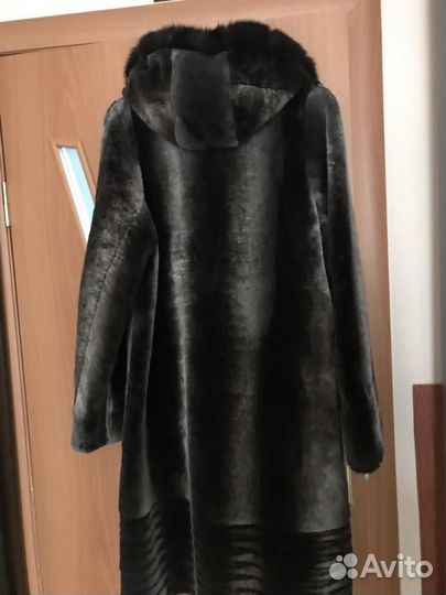 Шуба мутоновая бу 48 50р