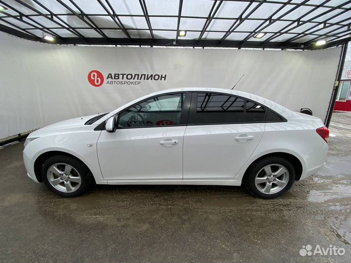 Chevrolet Cruze 1.8 AT, 2012, 126 000 км