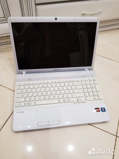 Sony vaio pcg 61211v