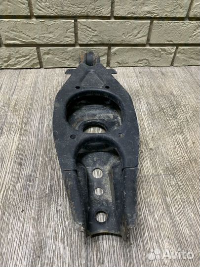 Mercedes Benz W203 2000-2006 Рычаг задний нижний