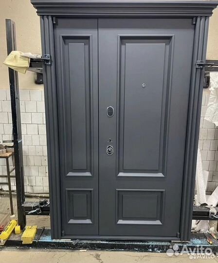Дверь входная металлическая с терморазрывом