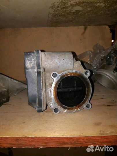 Дросельная заслонка Volkswagen Passat b6 bzb