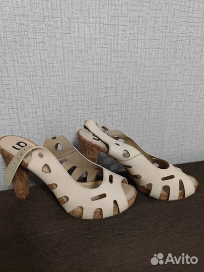 Босоножки женские