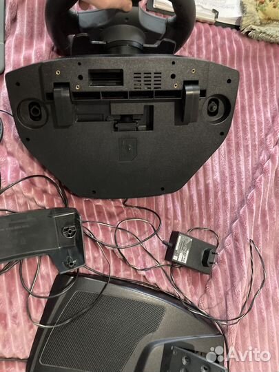 Руль logitech momo racing