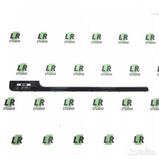 Молдинг двери Range Rover 2018+ передней левый