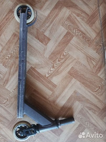 Трюковой самокат