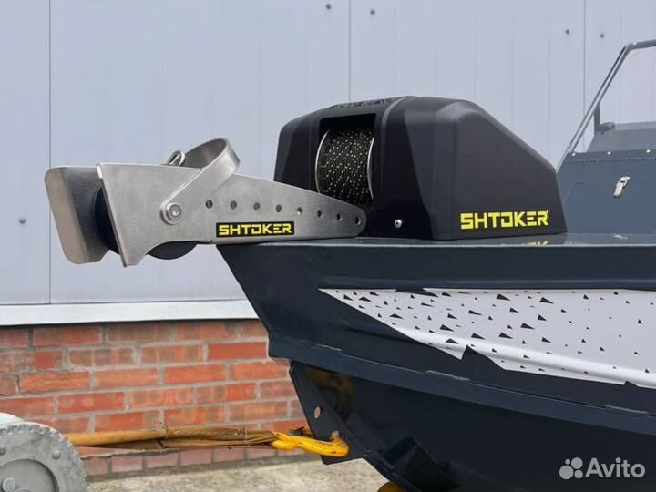 Лодка BRO 4.2 console
