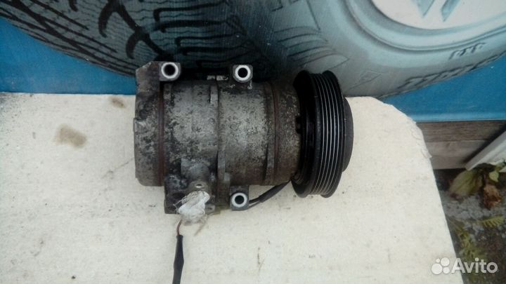 Компресор кондиционера на mazda MPV ll