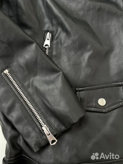 Кожаная куртка косуха Stradivarius