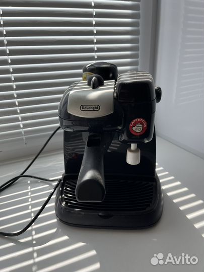 Кофеварка delonghi