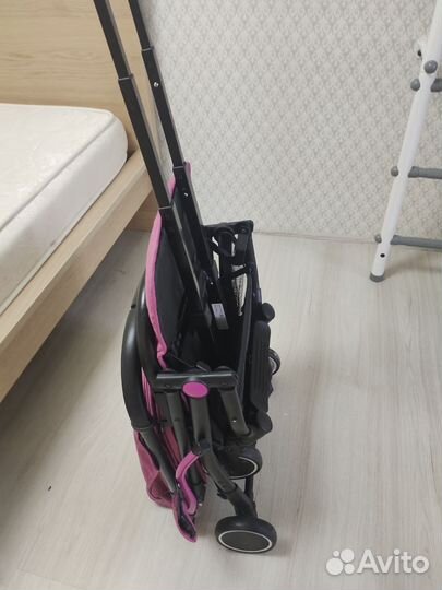 Прогулочная коляска chicco