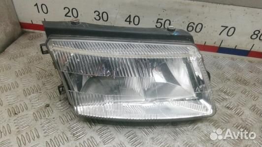 Фара правая volkswagen passat B5 (4ST03MU01)