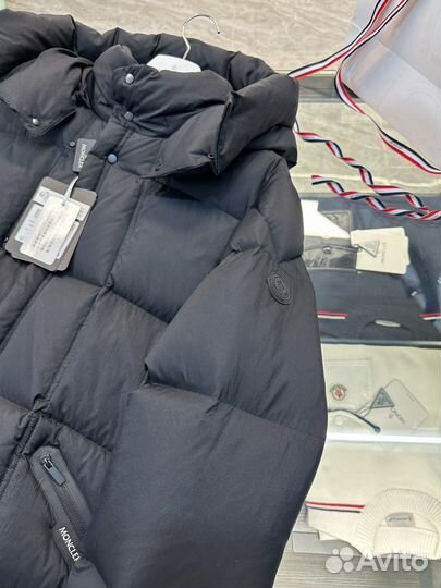 Пуховик moncler