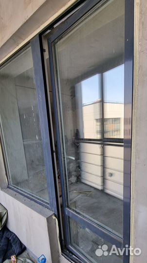 Алюминиевое окно, балконный блок, дверь балкона