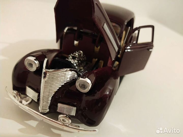 Модель 1:24, металлическая, новая, Chevrolet