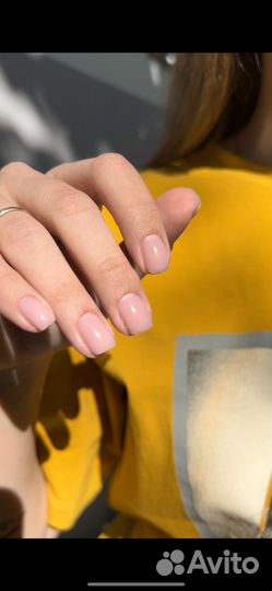 Маникюр и педикюр