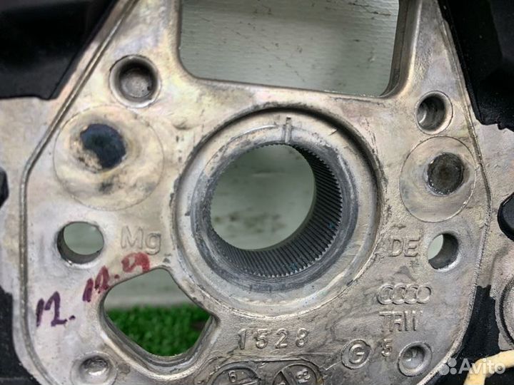 Руль Audi A5 8T cdnc 2010