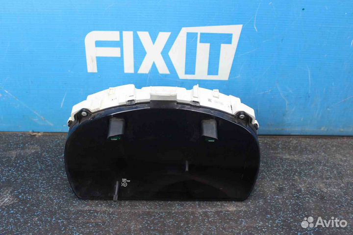 Панель приборов Toyota Kluger V (Тойота Клюгер ви)