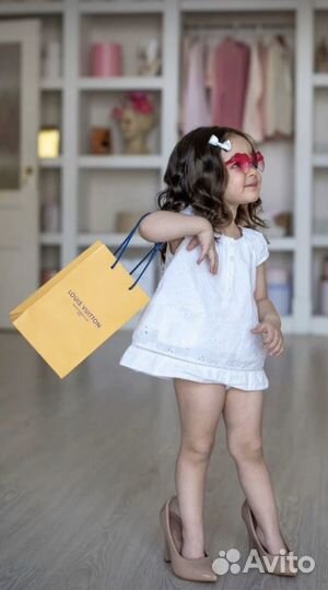 Стилист имиджмейкер