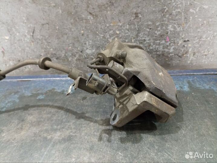 Суппорт передний левый Audi A6 C6