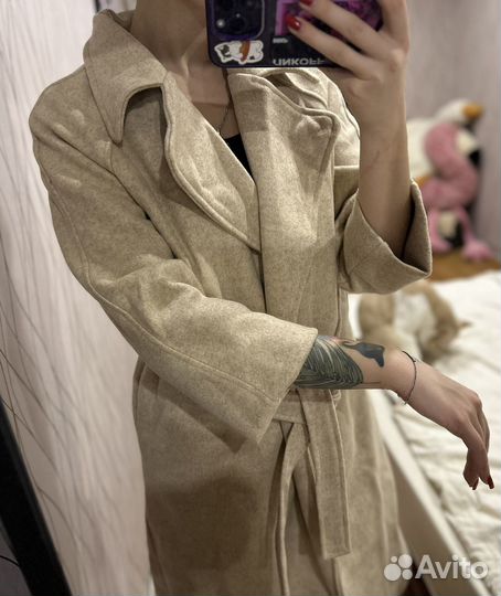 Пальто женское 42 44 бежевое