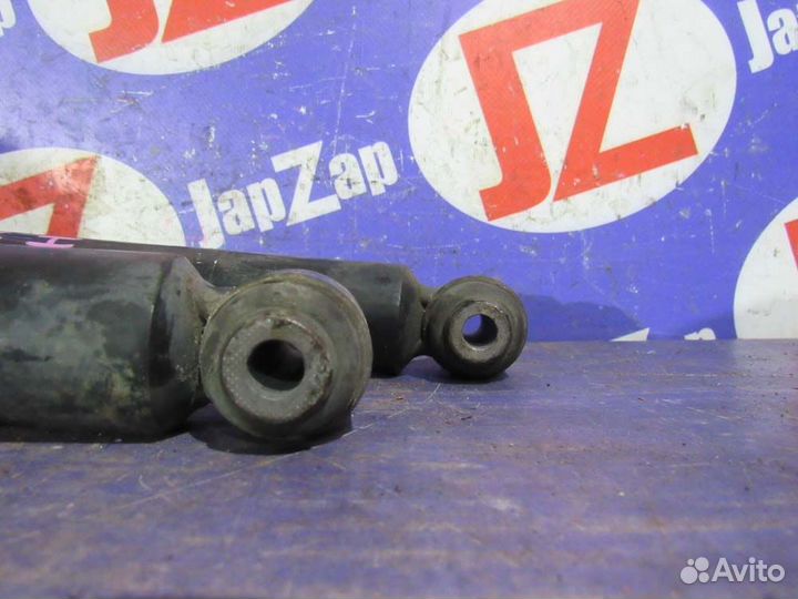 Амортизатор подвески Honda Vamos HM1 1999-2019