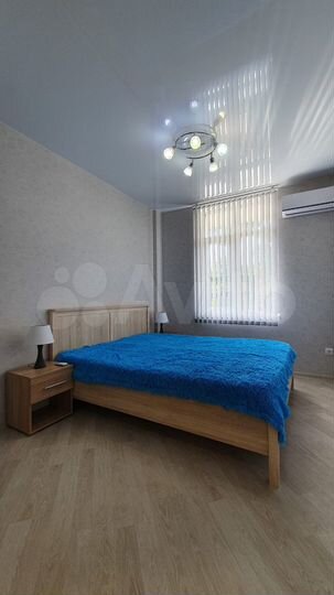 2-к. квартира, 42 м², 1/9 эт.