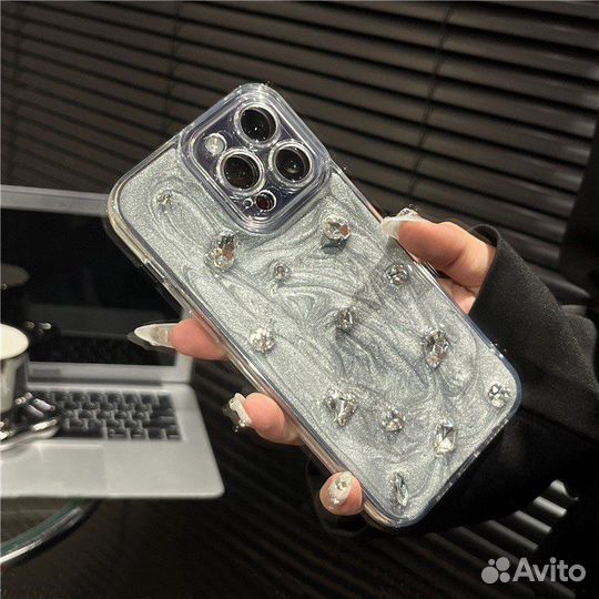 Чехол на iPhone 12