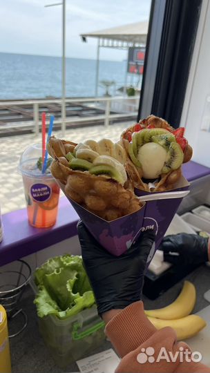 Продавец вафель